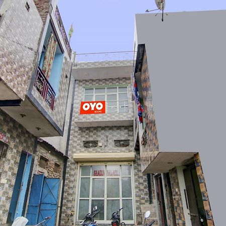 Hotel O S Palace Near Samaypur Badli Metro Station Дели Экстерьер фото