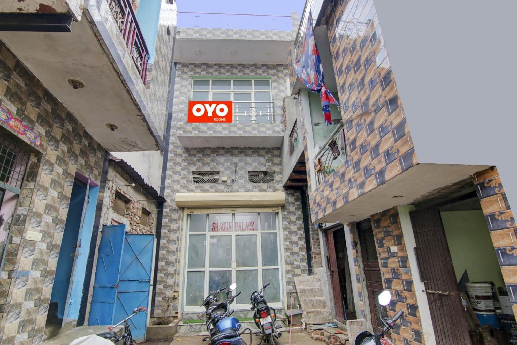 Hotel O S Palace Near Samaypur Badli Metro Station Дели Экстерьер фото
