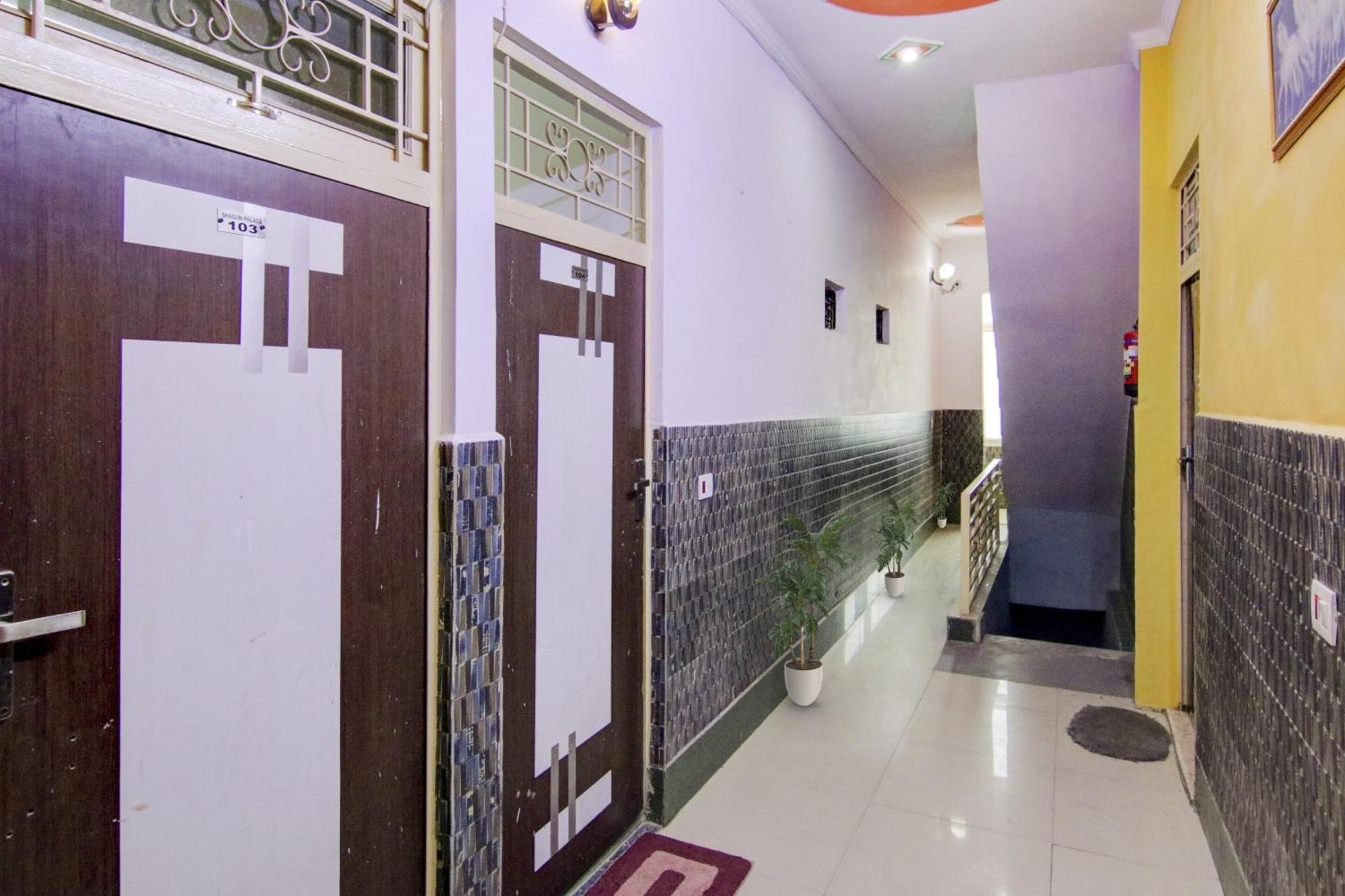 Hotel O S Palace Near Samaypur Badli Metro Station Дели Экстерьер фото