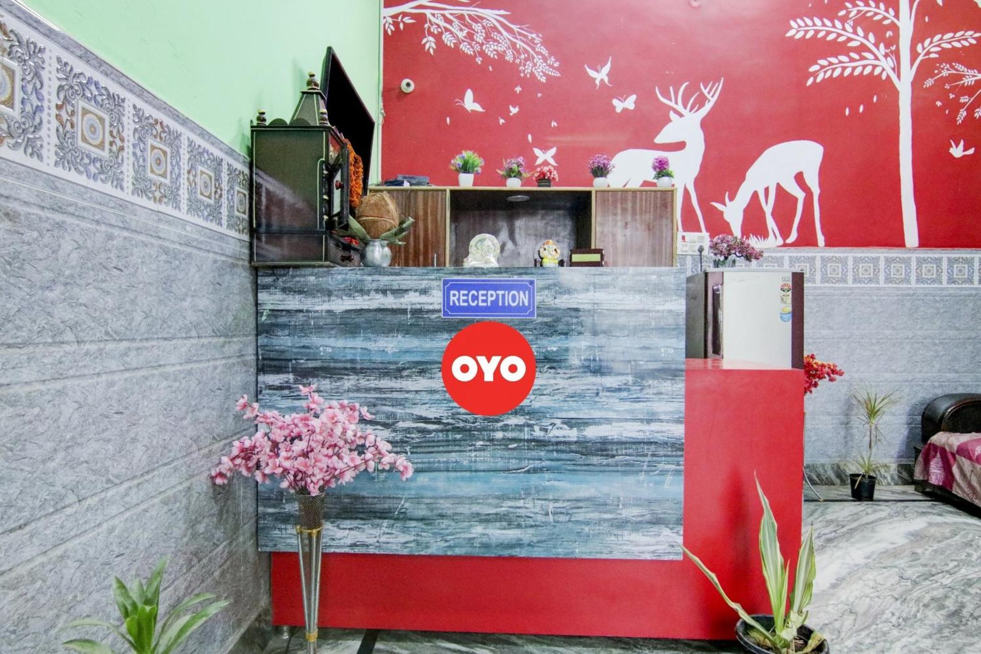 Hotel O S Palace Near Samaypur Badli Metro Station Дели Экстерьер фото